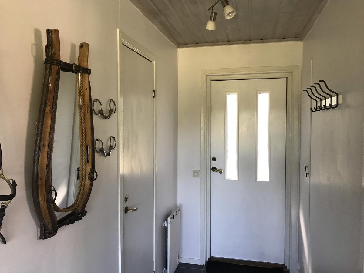 Langas Tuvagard B&B Vindhaestar المظهر الخارجي الصورة