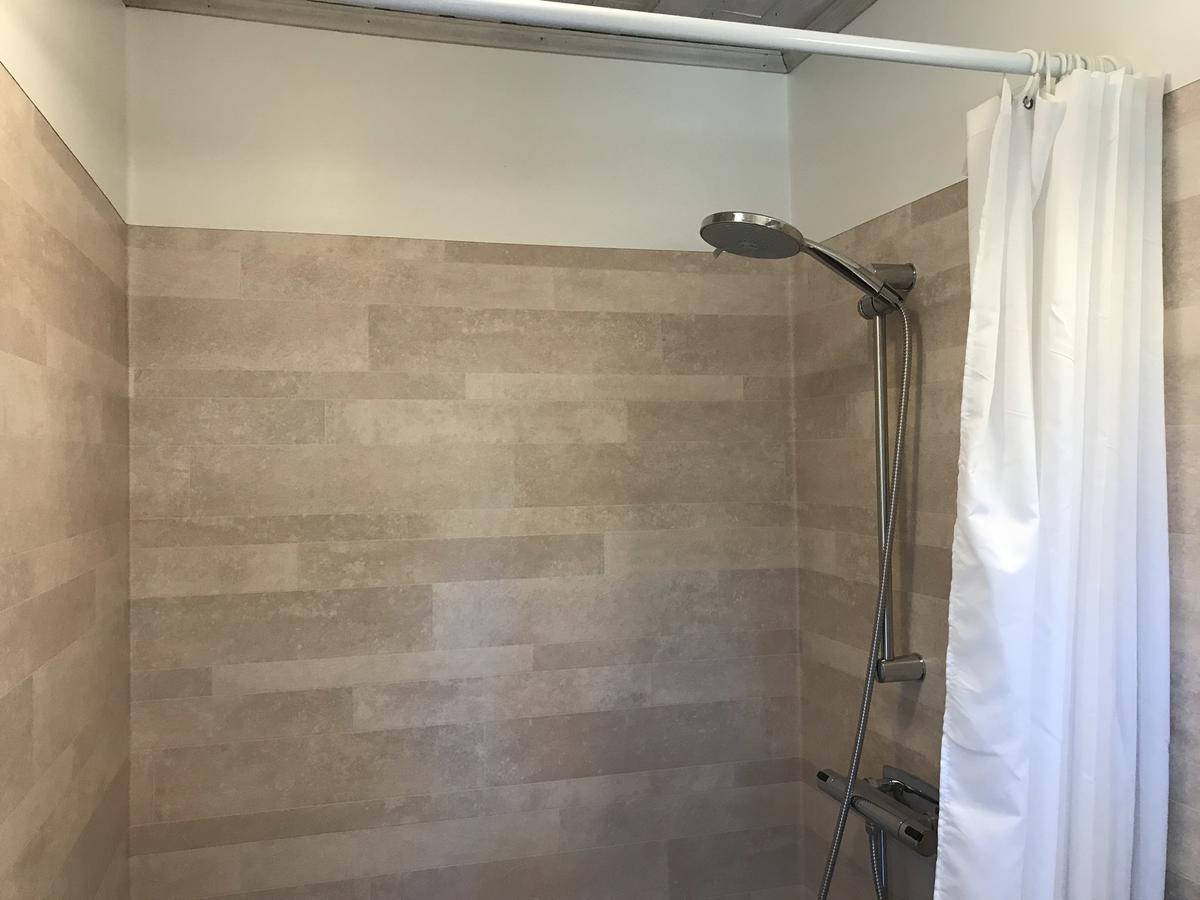 Langas Tuvagard B&B Vindhaestar المظهر الخارجي الصورة